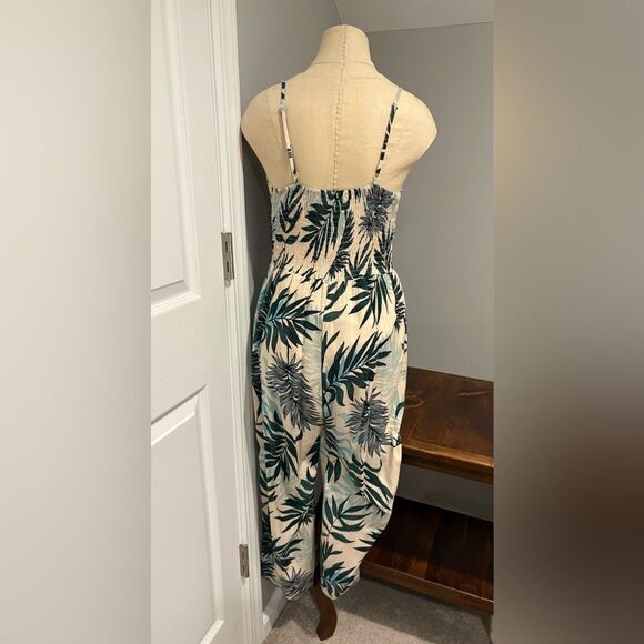 Strut & Bolt Tropical Jumpsuit Size S - Picture 8 of 14